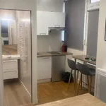 Modern Bright And Fully Renovated