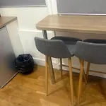 Modern Bright And Fully Renovated